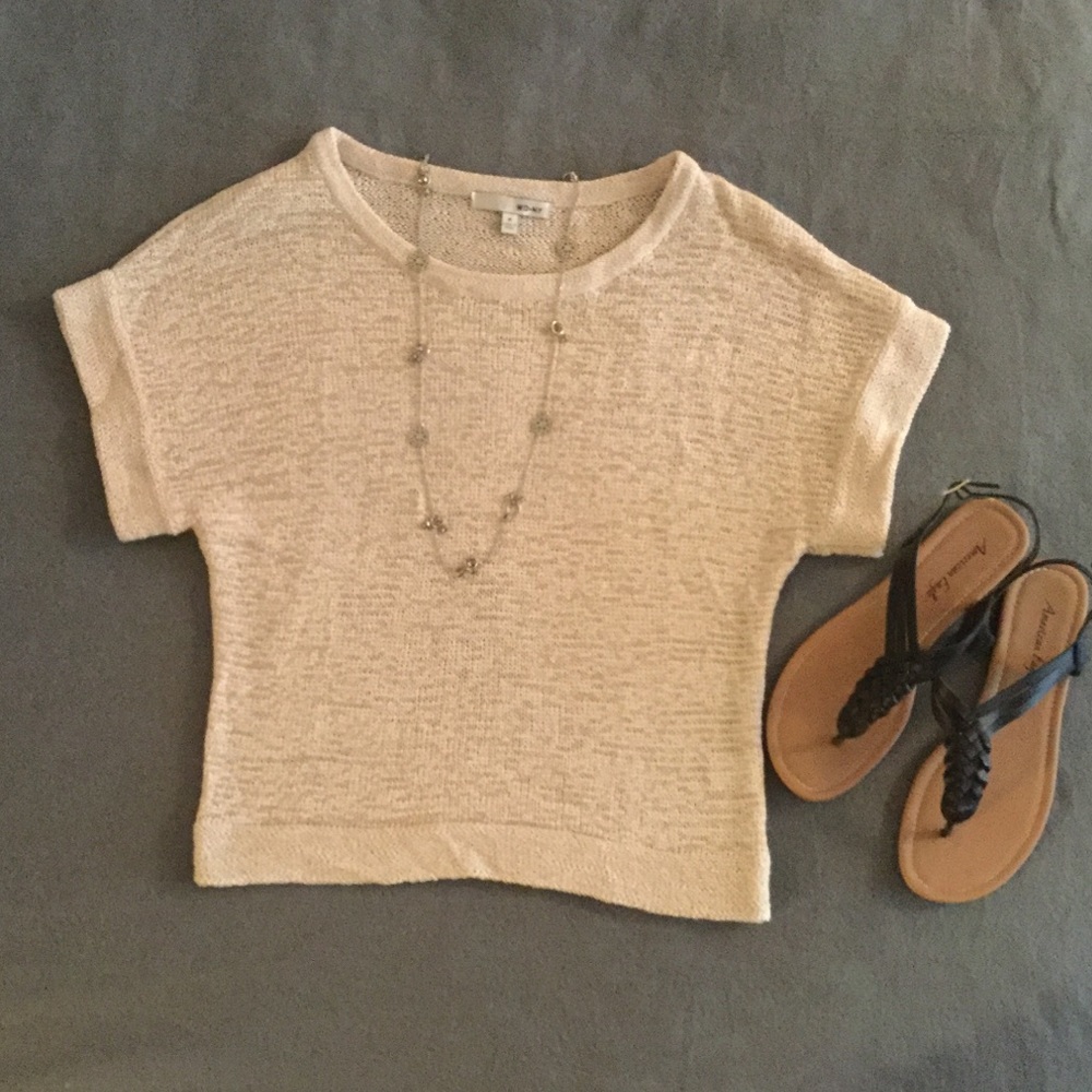 WD.NY Ribbon Yarn Short Sleeve Sweater Medium